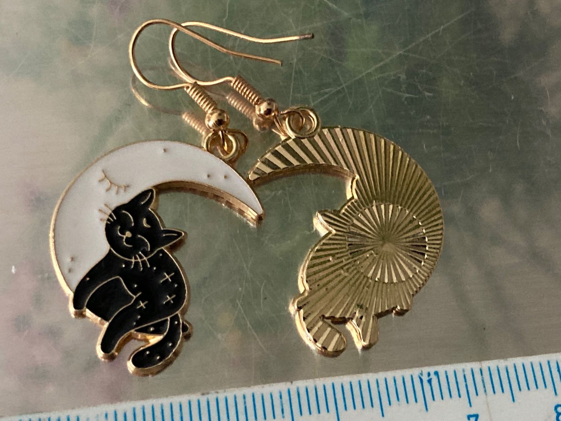 Orecchini pendenti & Orecchini a lobo: Boucles d'oreilles chat lune doré – Usato da Marly venduto da Antigona71 2