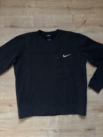 Pull Nike noir, taille L