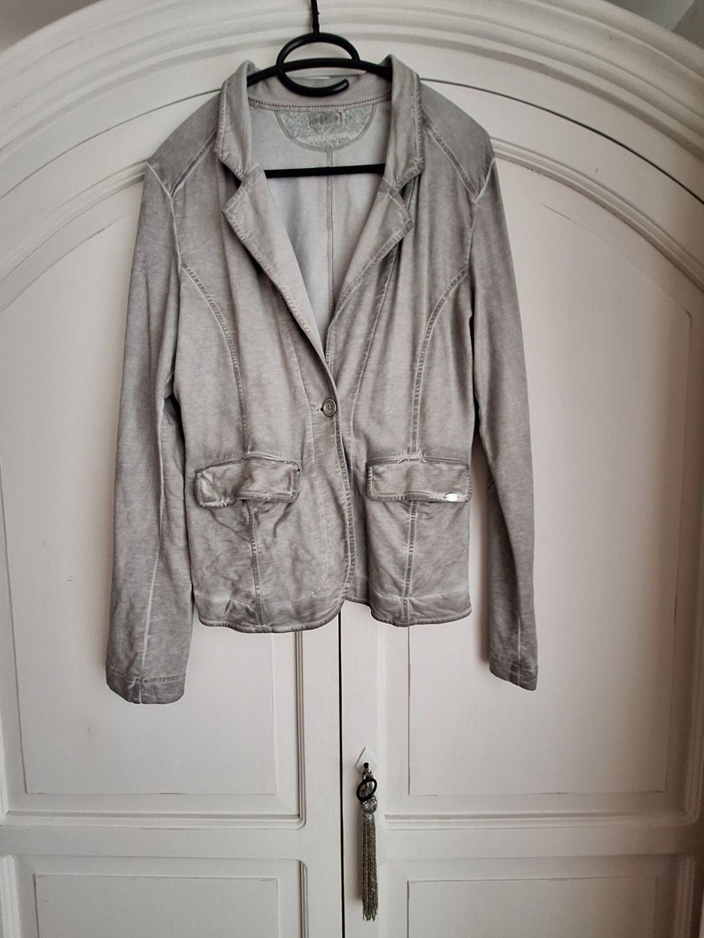Nile Giacche: Nile Jacke grau Gr. M – Usato da Erlenbach ZH venduto da Sondeiwendiz 4