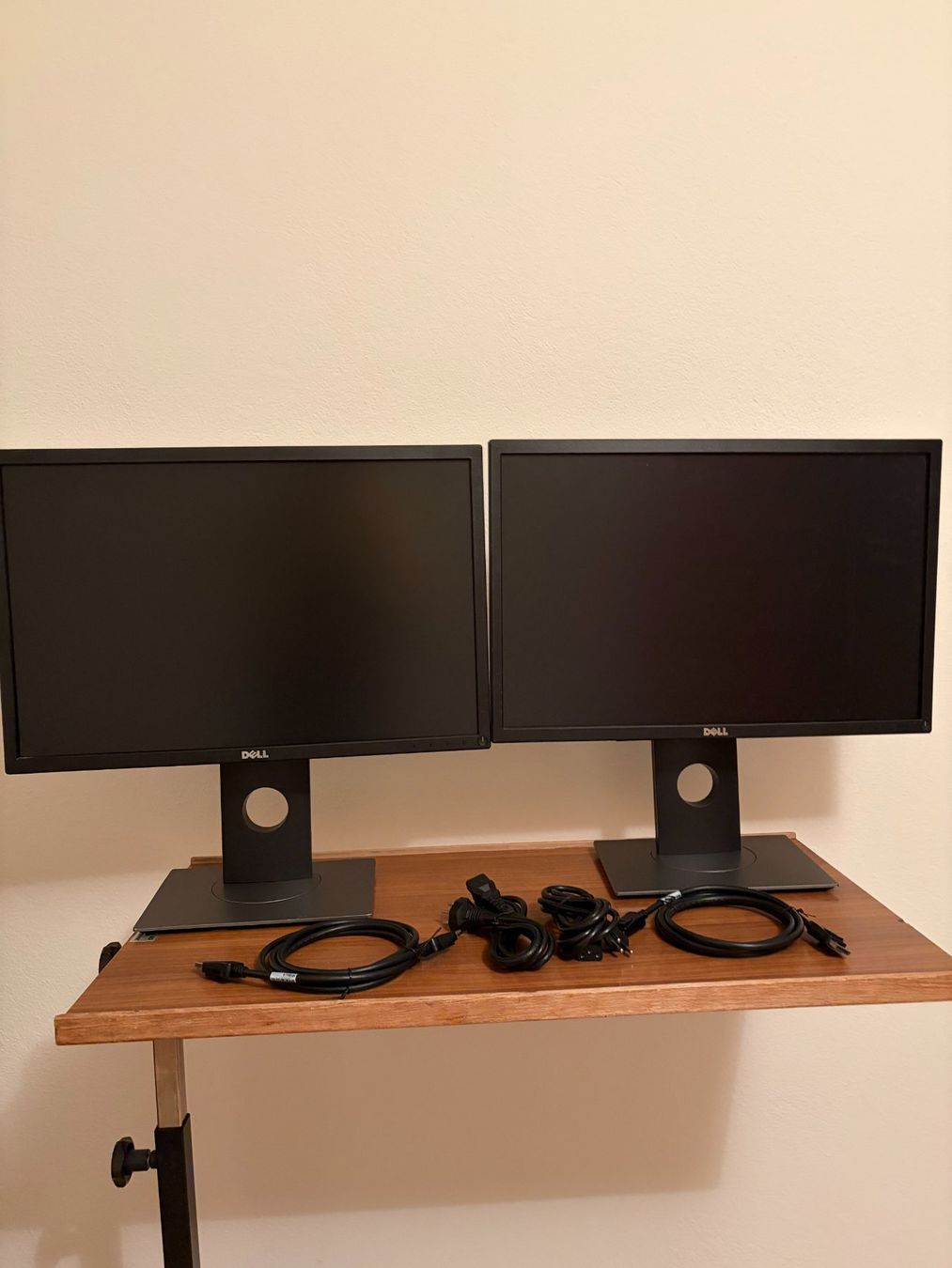 Dell Monitor: Monitore Dell 2217H – Usato da Hindelbank venduto da Morlando
