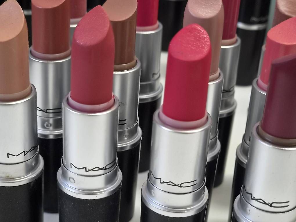 Mac Cosmetics Maquillage: MAC Lippenstifte – D'occasion à Lengnau BE par grobar_pfc 2