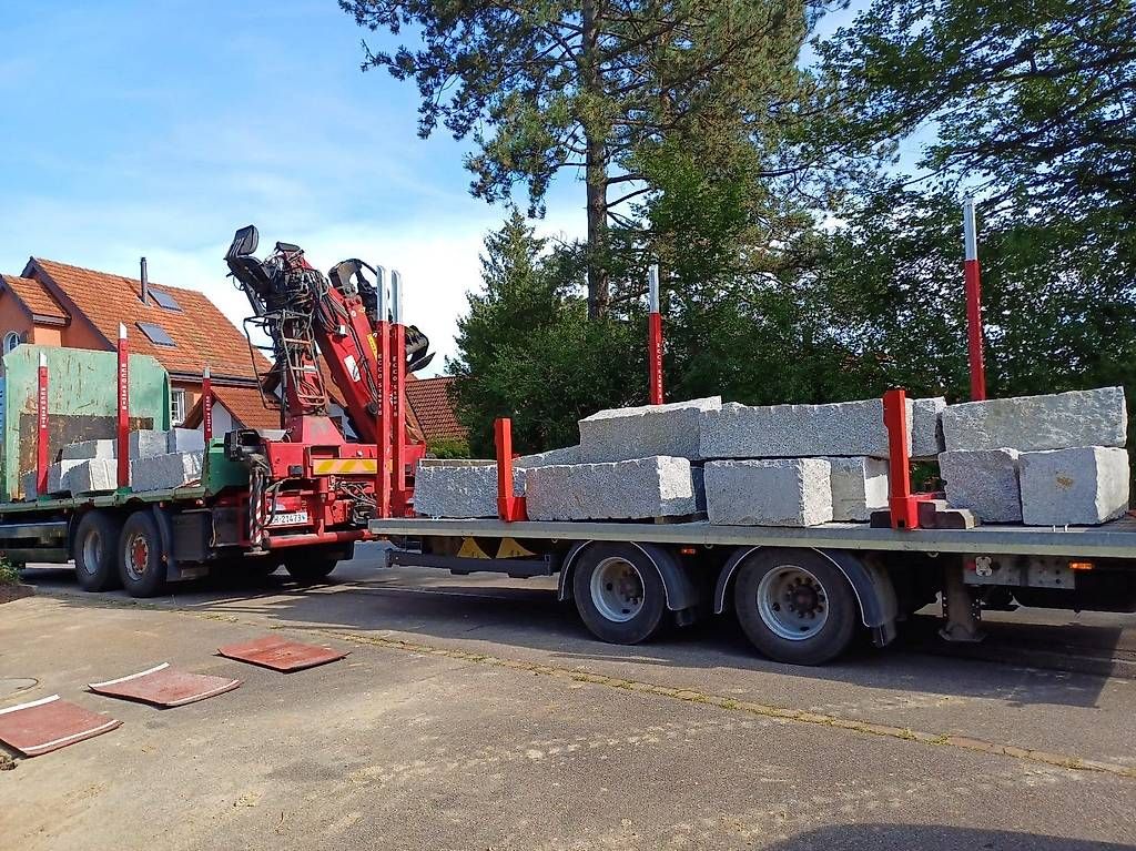 Pietre & tegole: Granitblöcke polen gespalten – Usato da Dinhard venduto da DH1234 2