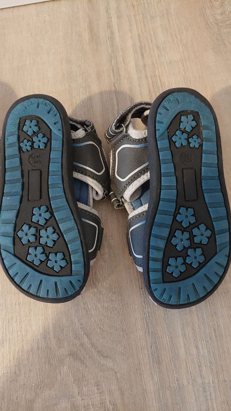 Scarpe per ragazzi: Schuhpaket Junge – Usato da Egolzwil venduto da mobiledeluxe 4