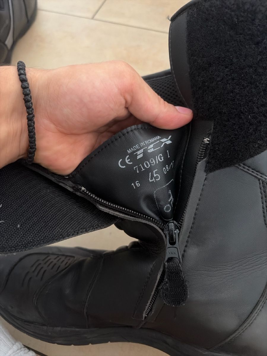 Herrenschuhe: Motorrad-Stiefel Gr.45 – Gebraucht aus Zürich von ste_5rs7 2