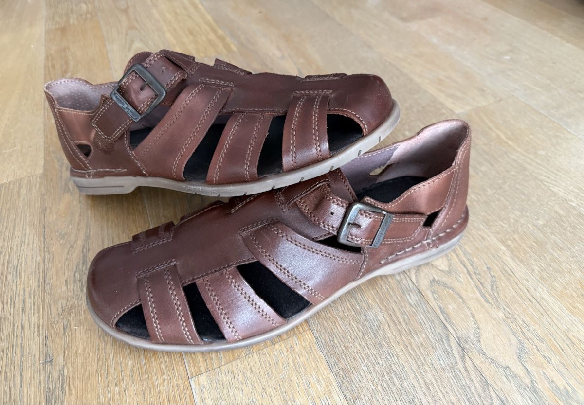 Scarpe da uomo: Camel Active Ledersandalen, Grösse 44.5 NEU – Nuovo e nell'imballaggio originale da Reinach AG venduto da innamac