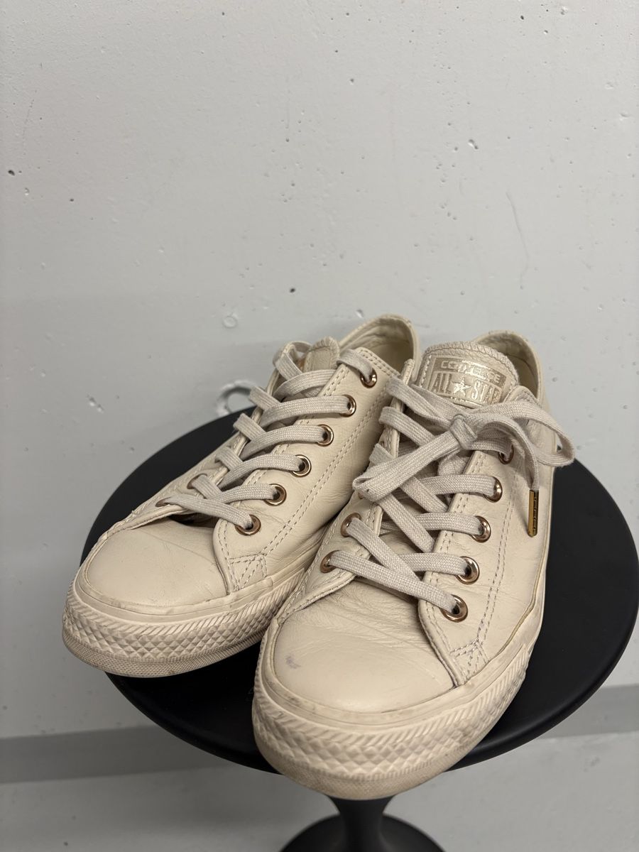 Converse Damenschuhe: Converse All Star Sneaker Leder beige Gr. 39.5 – Gebraucht aus Regensdorf von secondchancefashion 1