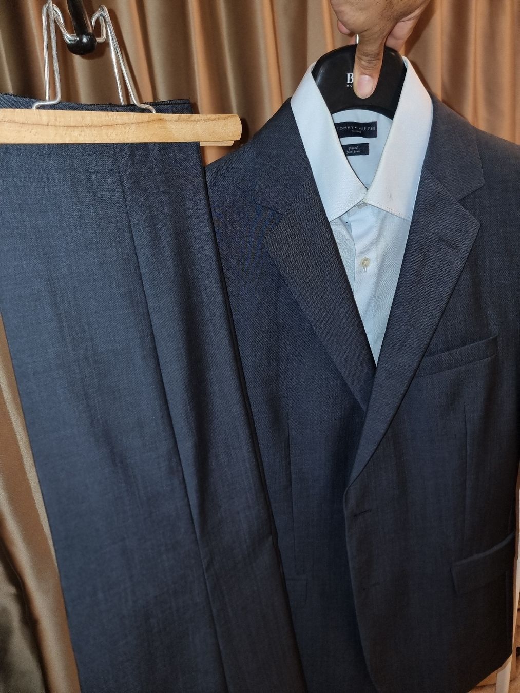 Strellson Completi: Strellson Premium Line Herrenanzug blau – Usato da Humlikon venduto da Harvey007 4