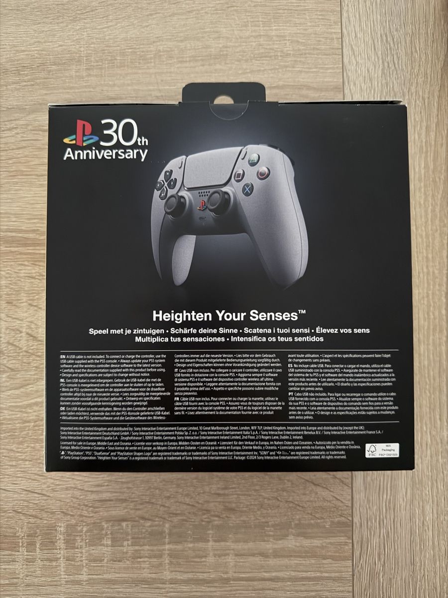 Sony Controller: SONY DualSense Wireless-Controller - 30th Anniv. Ltd. Ed – Nuovo e nell'imballaggio originale da Herbetswil venduto da Modano09 1