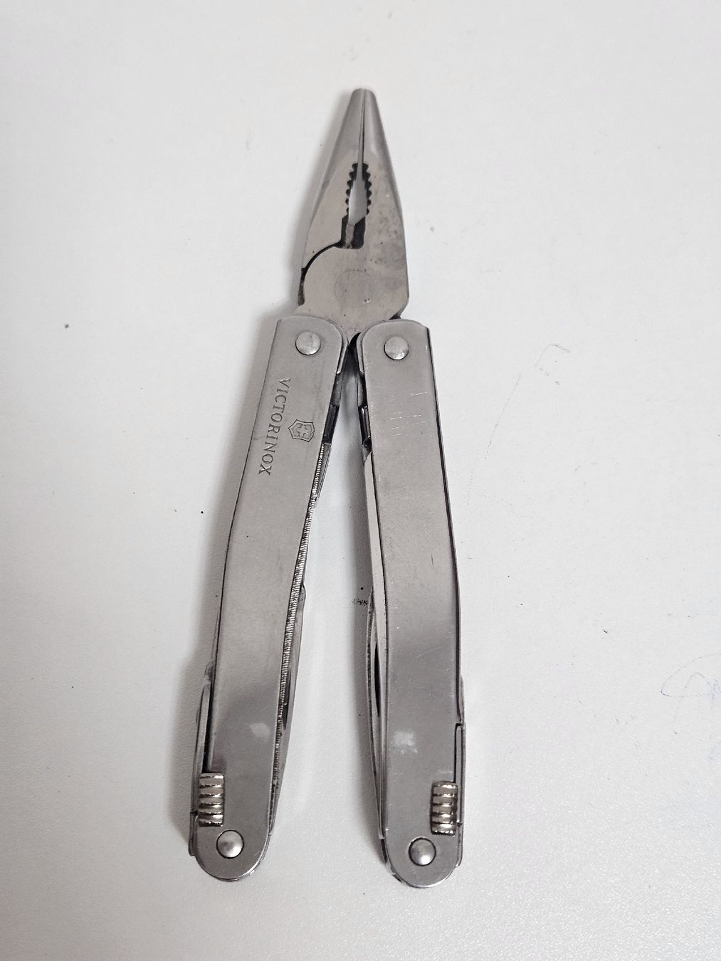 Victorinox Coltelli tascabile: Victorinox Multitool Schweizer Offiziersmesser gebraucht – Usato da Schlieren venduto da Bestleo 2