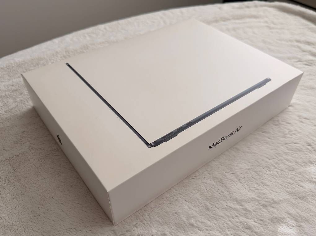 Apple Notebook: MacBook Air M2 2022 – Usato da Emmenbrücke venduto da mar_d2fb 1