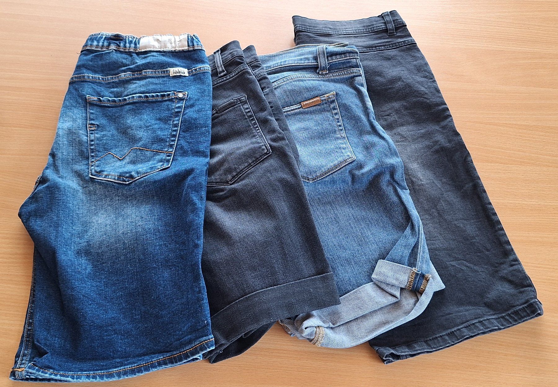 Jeans: kurze Jeans Hosen "M" – Usato da Balzers venduto da Loona7 1