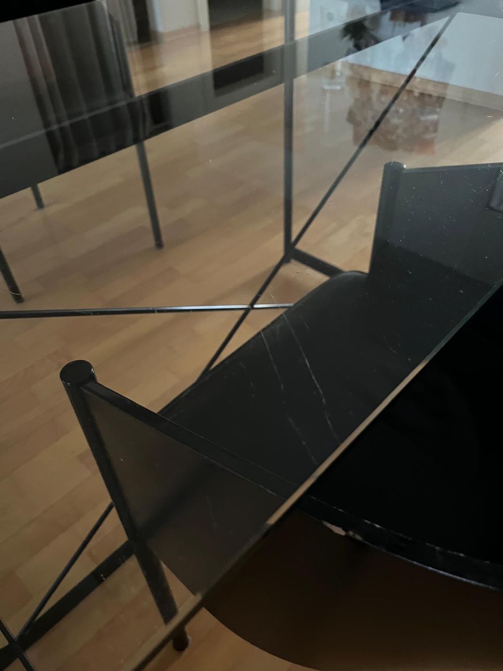 Tavoli: Asnago Vender Glastisch – Usato da Aarau venduto da marktheshark 2