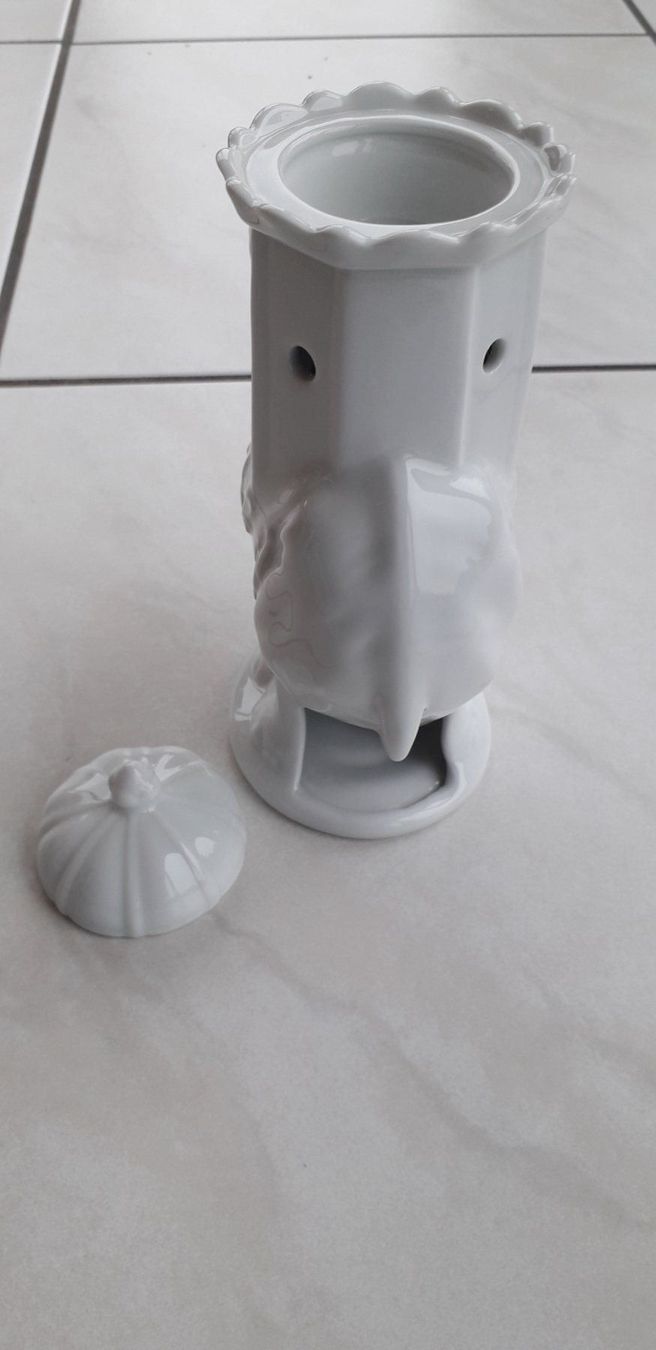 Lindner Statuette: Lindner Porzellan Duftelefant – Nuovo e nell'imballaggio originale da Winistorf venduto da acreativ 3
