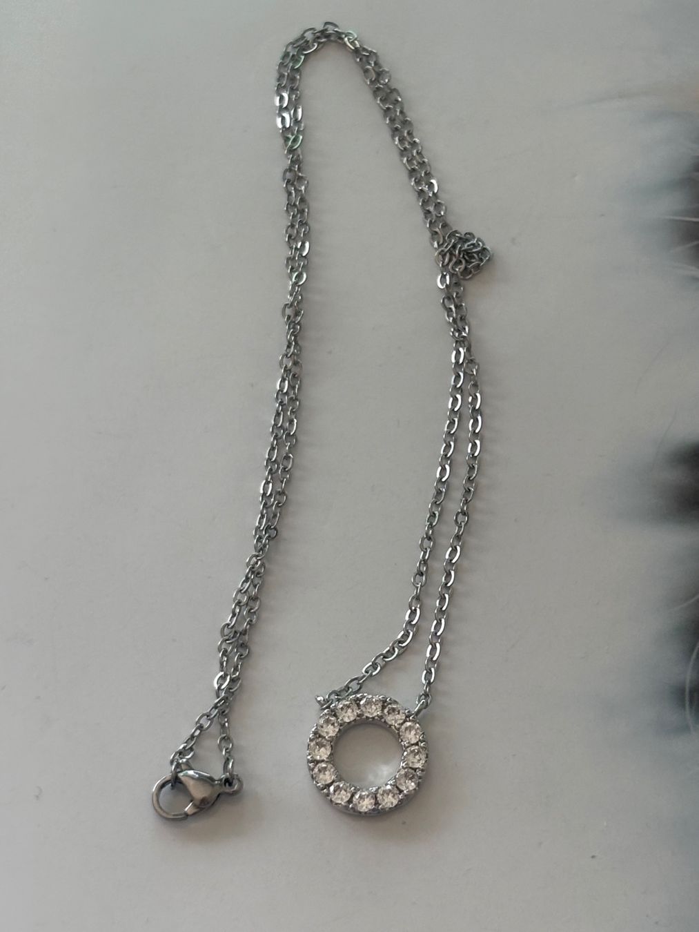 Catenine: Luxus Elegante Kette Farbe : Silber – Nuovo (secondo la descrizione) da Biel-Bienne venduto da Roserosse13 4