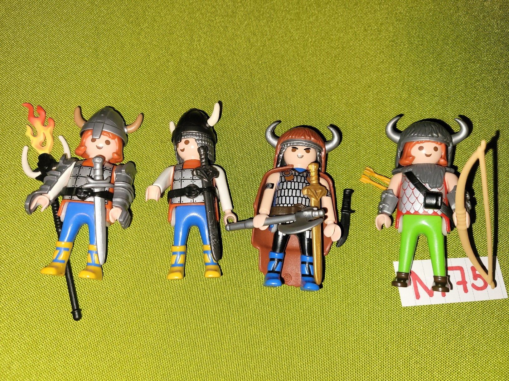 Playmobil Giocattoli: Playmobil Wikinger,Ritter M75 – Usato da Aarberg venduto da Fink010 4
