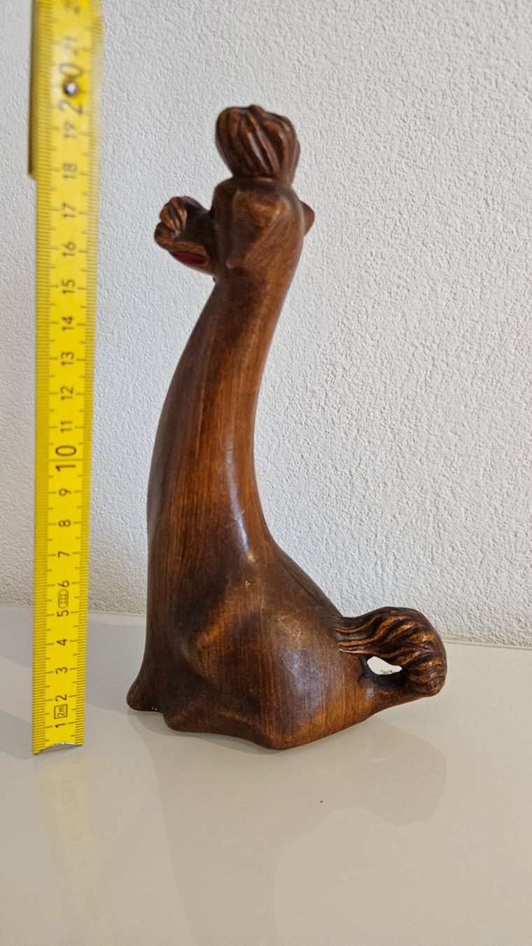Statuette: Statua legno cagnolino – Usato da Melano venduto da H-Sara 1