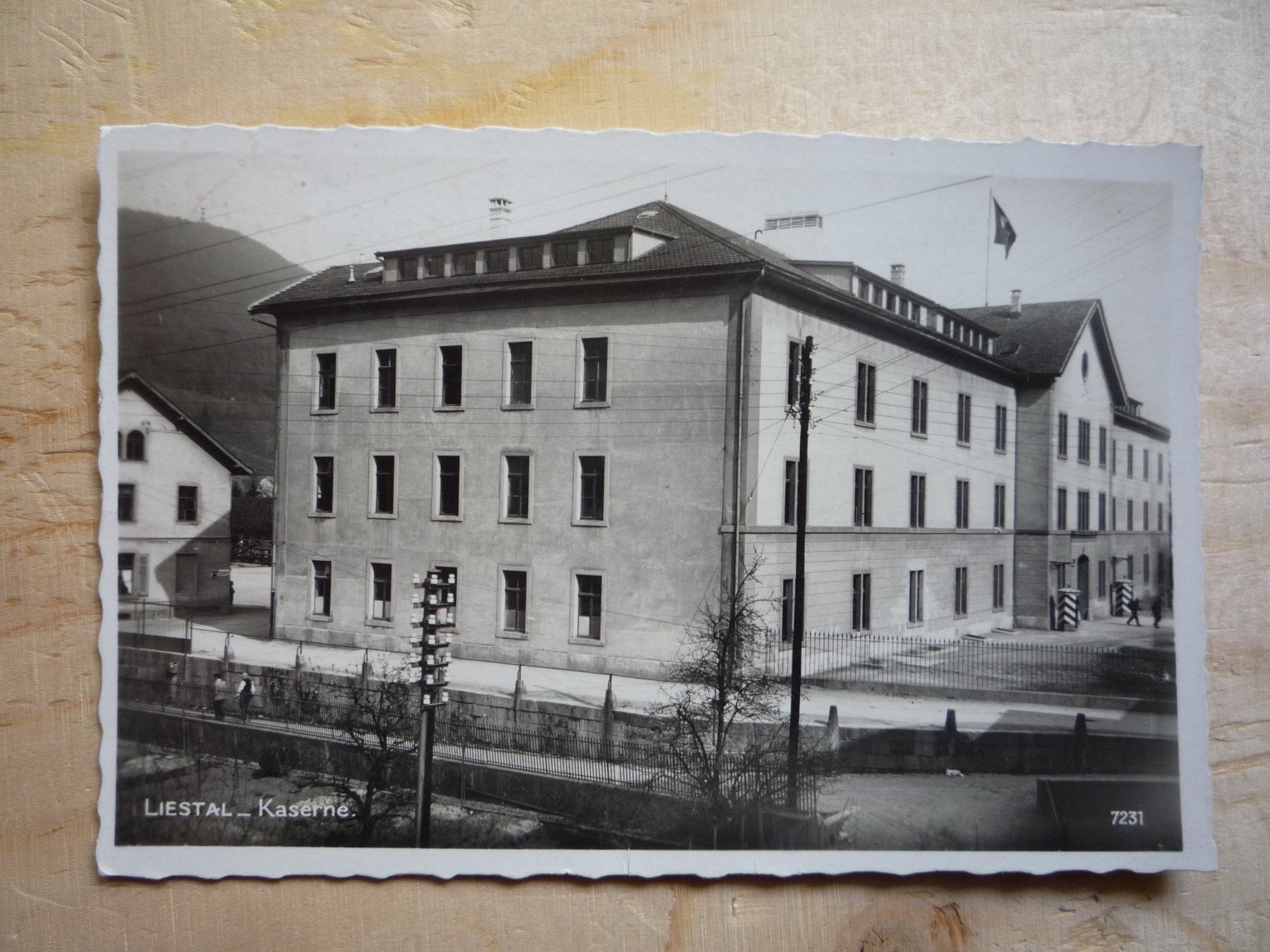 Cartes postales: Liestal. Kaserne, Feldpost – D'occasion à Rieden SG par Brockehuesli