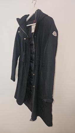 Moncler Daunenjacke Gr. M Blau
