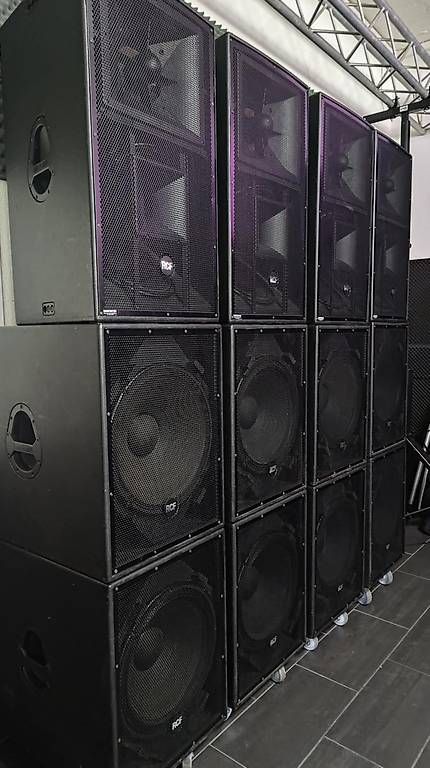 RCF Casse acustiche: RCF 4 PRO + Anlage – Usato da Schlieren venduto da Basscenter 1