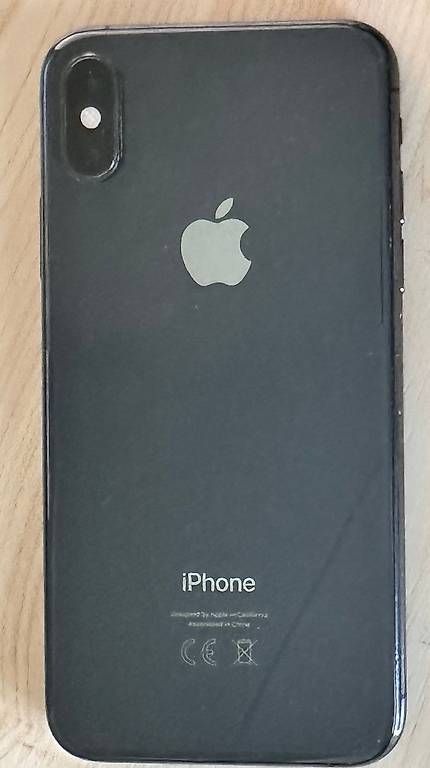 Portables: IPhone X // 64 GB // 75 % Akku  – D'occasion à Emmenbrücke par hao_9ch7 1