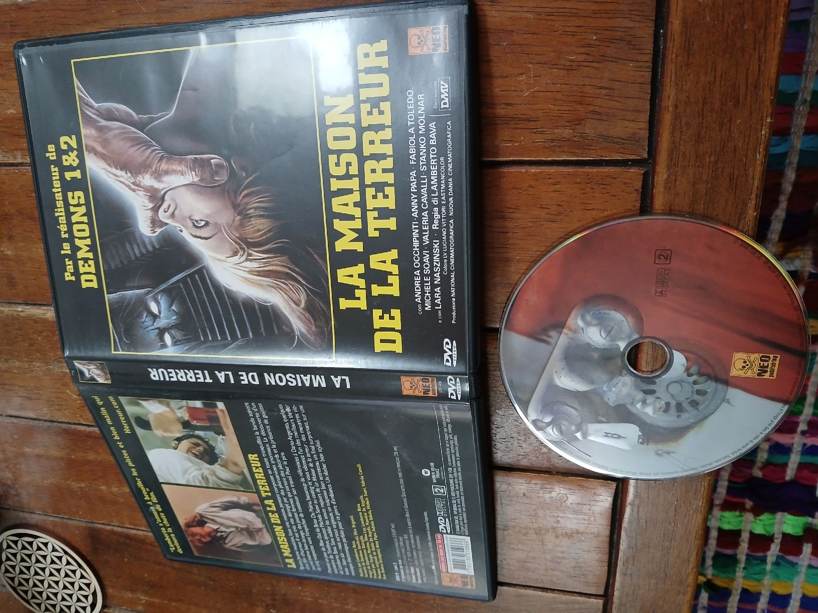 Tutti i DVDs: la maison de la terreur – Usato da St-Cergue venduto da VeganWarrior