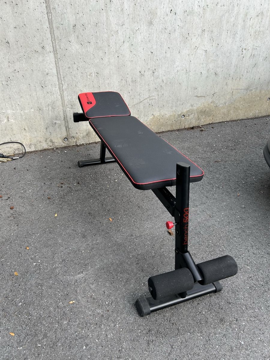 Vélos d'appartement: Banc de musculation + poids – Neuf (Voir description) à Noës par jul_fjd9