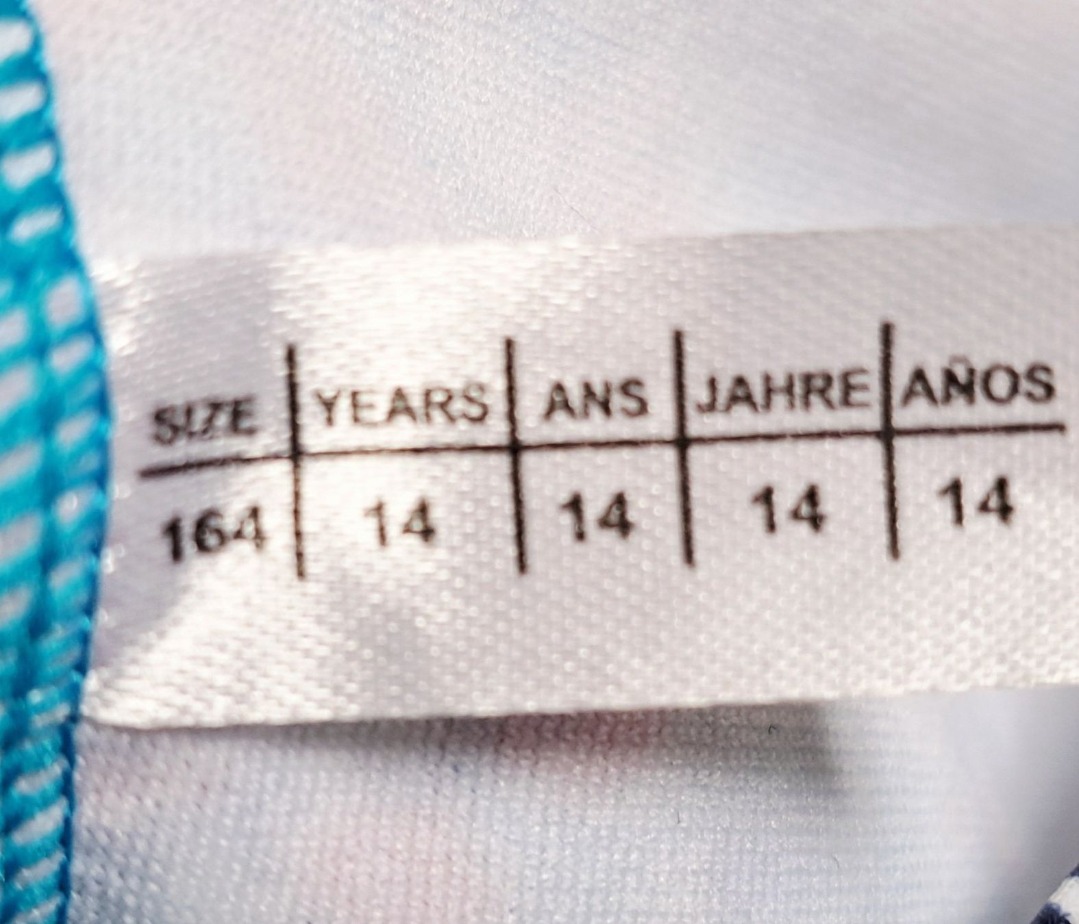 Costumi da bagno & Bikini: NEU! Bikinitop Blumenmuster Gr. 164 – Nuovo (secondo la descrizione) da Gysenstein venduto da joshuas81 2