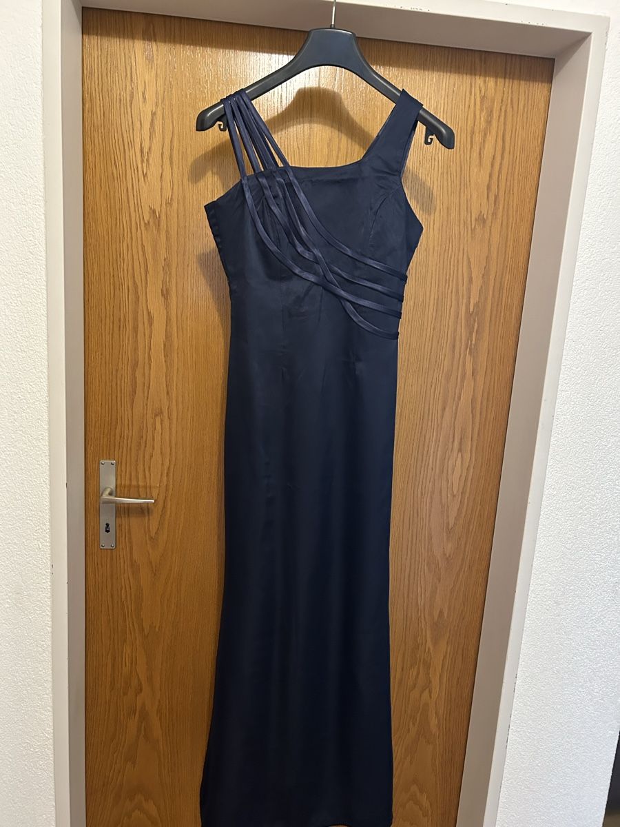Vestiti: Abendkleid – Usato da Buchs AG venduto da Jas-77