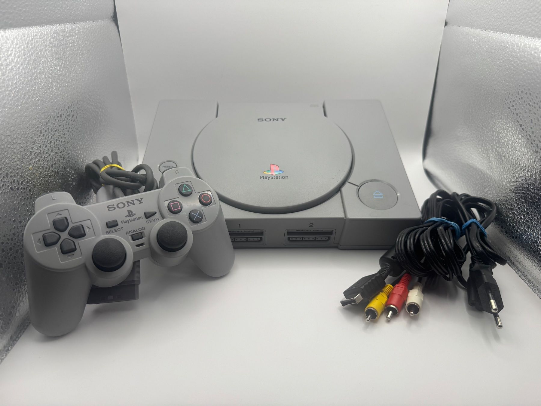Sony Console: Sony Playstation 1 - Konsole – Usato da Bettlach venduto da awi_7jcb