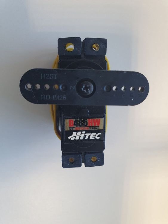 Hitec Servo D485HW, neuwertig Kaufen auf Ricardo