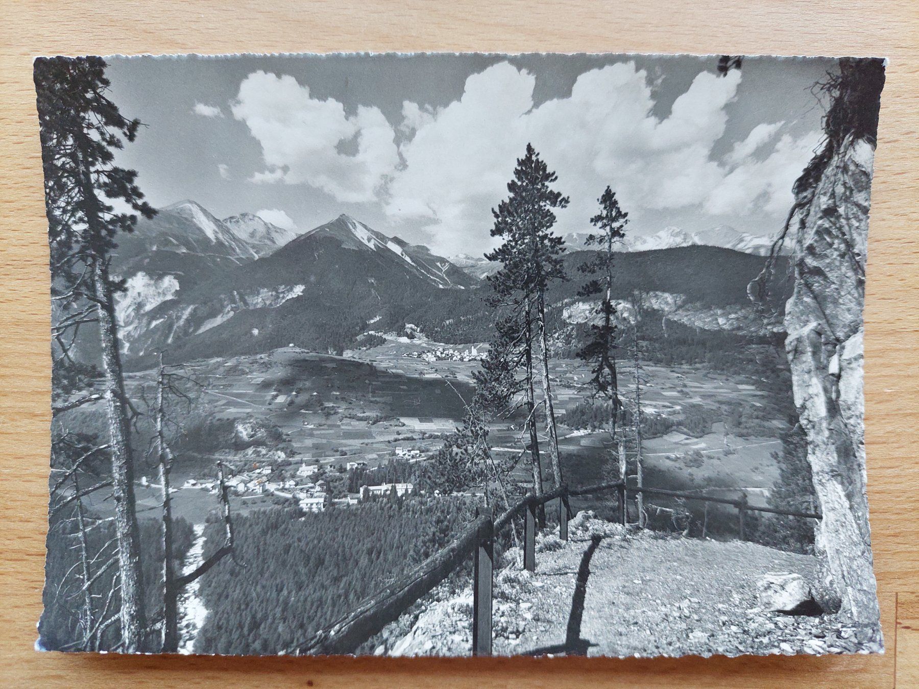 Cartoline postali: AK Alveneu Bad und Dorf GR – Usato da Obfelden venduto da Foto_Bild_Kunst_Buch