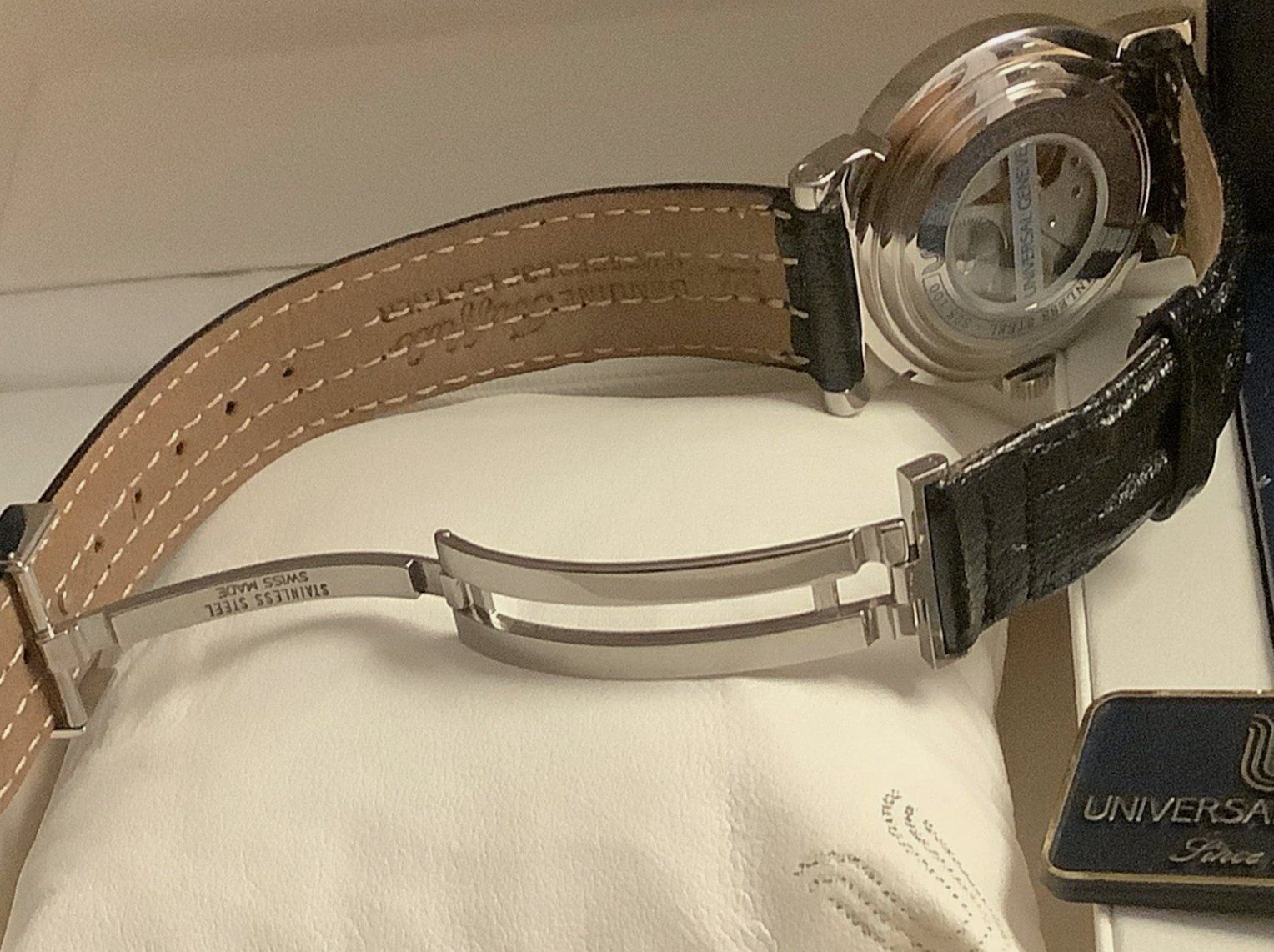 Universal Genève Orologi: Universal Genève 828.100  - Fullset, ungetragen, NOS – Nuovo (secondo la descrizione) da Arlesheim venduto da treppe3 6