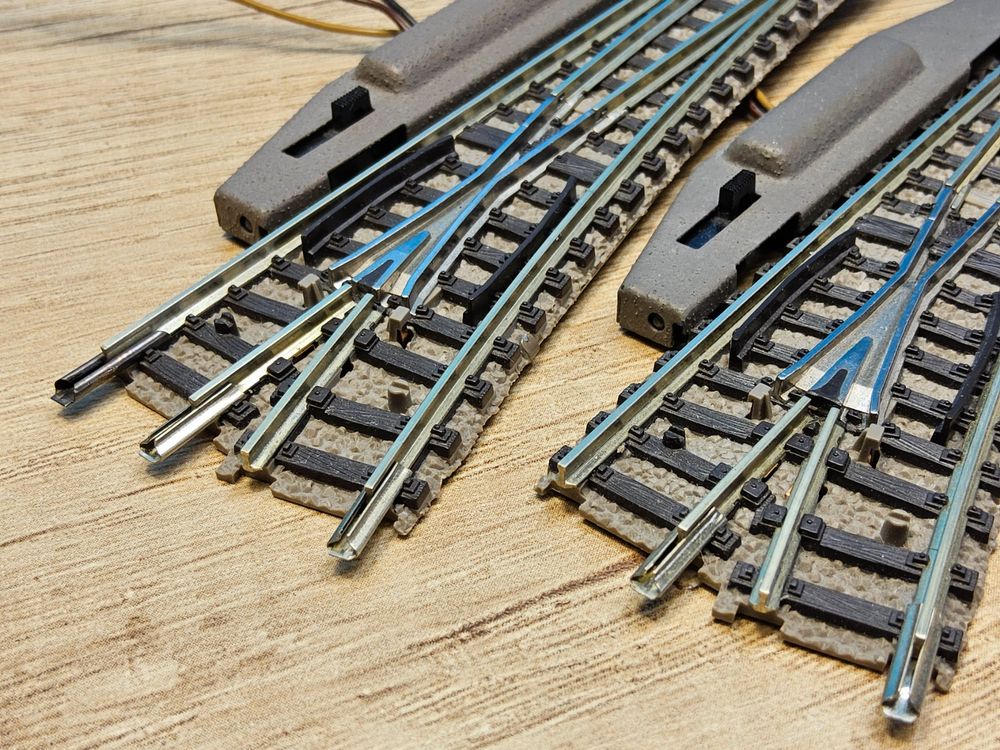 2 x Fleischmann 9180 Elektro Weiche links in OVP Spur N (Gebraucht
