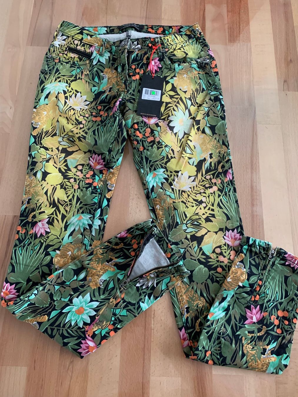 Maison Scotch Jeans: Maison Scotsch Jeans Gr. 26/R – Nuovo e nell'imballaggio originale da Wetzikon ZH venduto da EvisStore