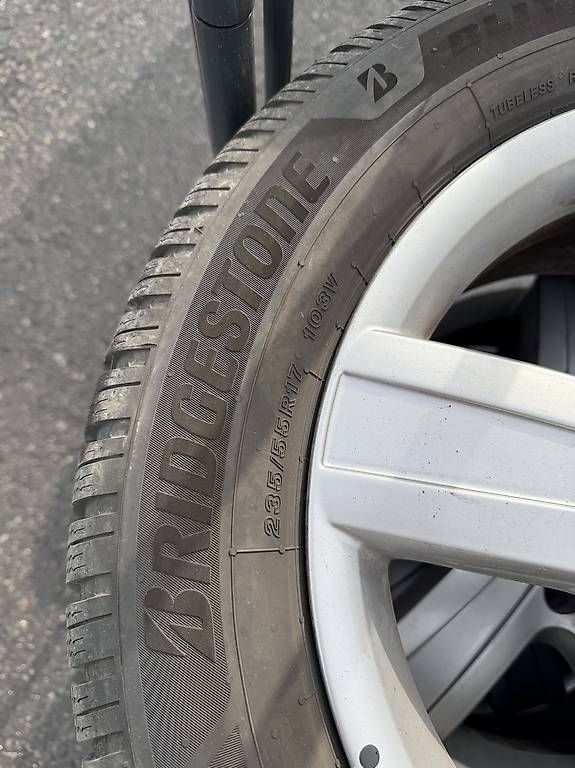 Pneus & Roues: Roues hiver VW  – D'occasion à Chêne-Bougeries par luc_pqc6 1
