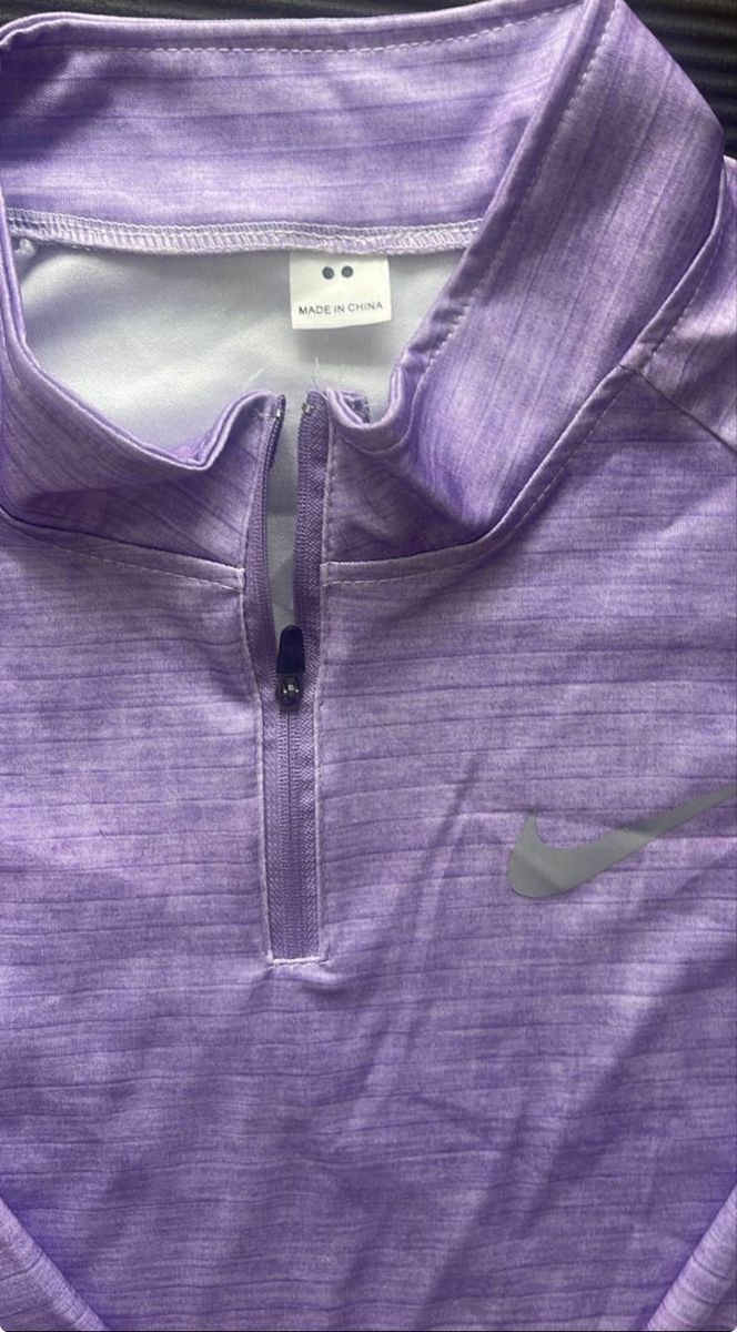 Maglioni & Felpe: Zip Nike  – Nuovo (secondo la descrizione) da Genève venduto da jak_rd6k 1