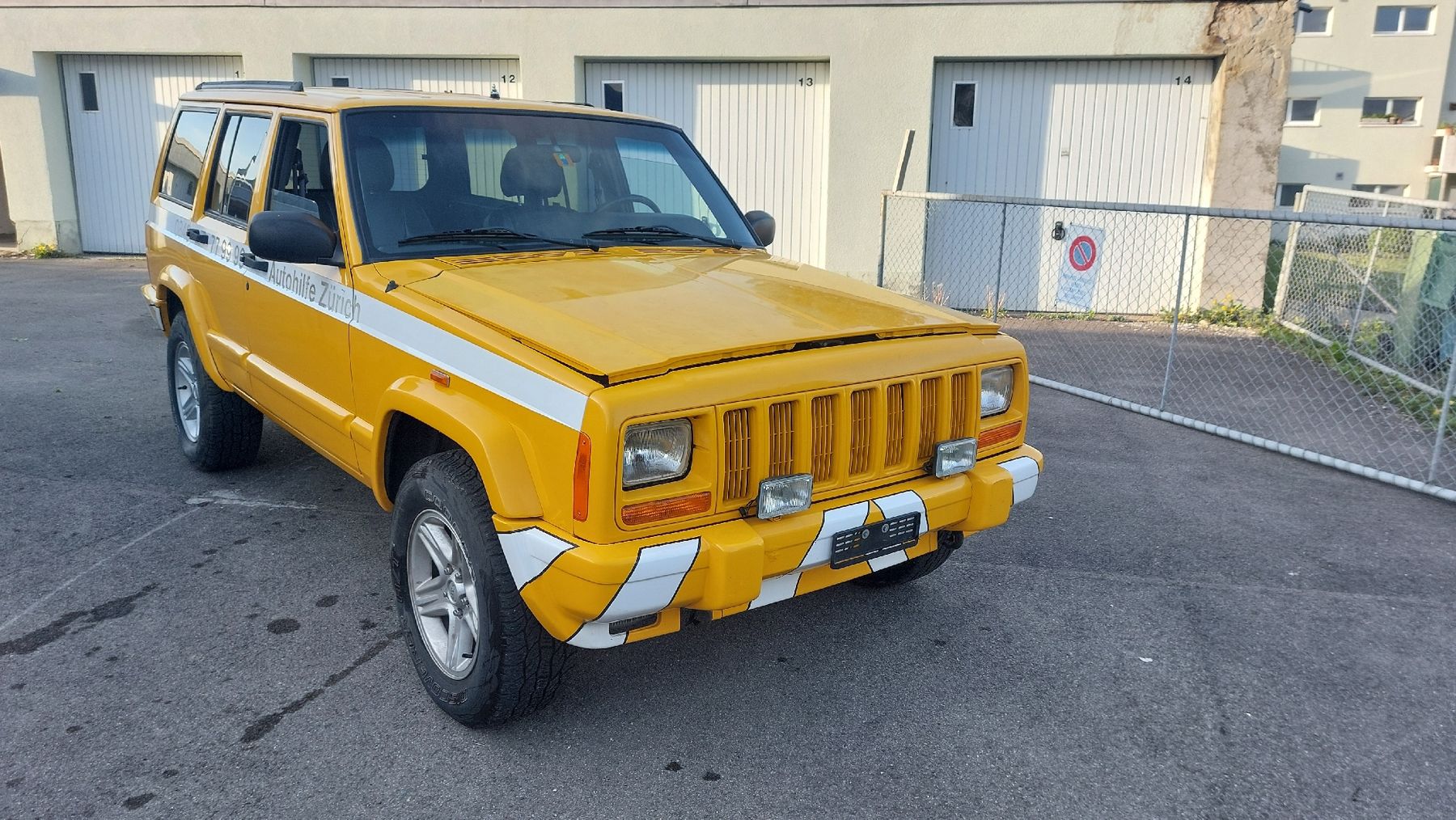 Jeep Automobili: Jeep Cherokee xj – Usato da Arnegg venduto da Funny05
