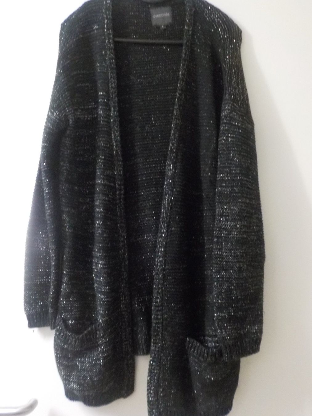 Giacche: Schwarze Strickjacke mit Glitzereffekt, L (73) – Nuovo (secondo la descrizione) da Muri b. Bern venduto da Silberdolphin