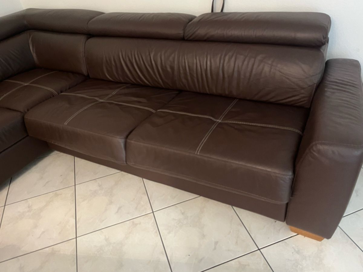 Sofas: Leder Ecksofa/ausziehbar – D'occasion à Rotkreuz par Seattle2010 1