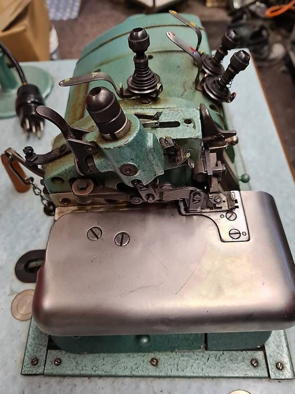 Nähmaschinen: Kobold Nähmaschine – Gebraucht aus Rorbas von philips1 1