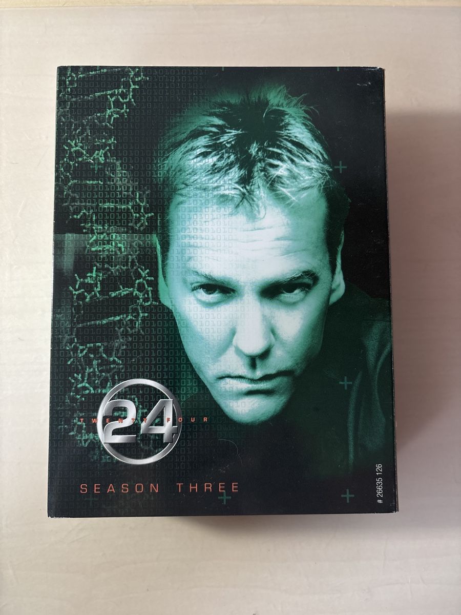 Tutti i DVDs: Kiefer Sutherland Twenty Four - Season 3 – Usato da Ruswil venduto da Slivio_
