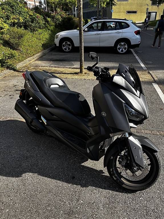 Scooters: Yamaha X-Max 300  – D'occasion à Crissier par yan_pq7m 1