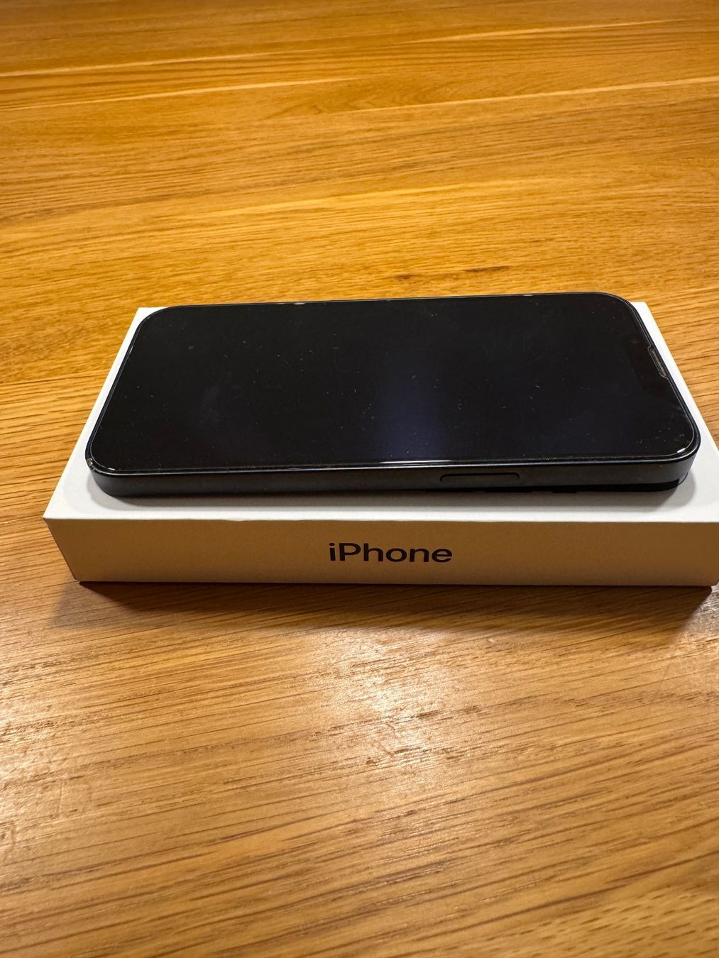 Apple Telefoni cellulari / Smartphones: iPhone 13 | 256 GB | Schwarz | ab 1.- – Usato da Muttenz venduto da wersuchtderfindet_ 2