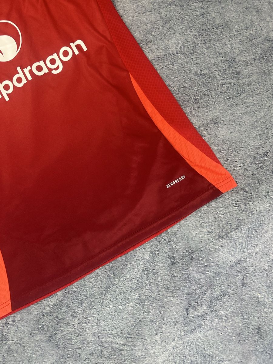 Manchester United Canottiere & Pantaloni: Manchester United Trikot – Usato da Luzern venduto da kim221080 1