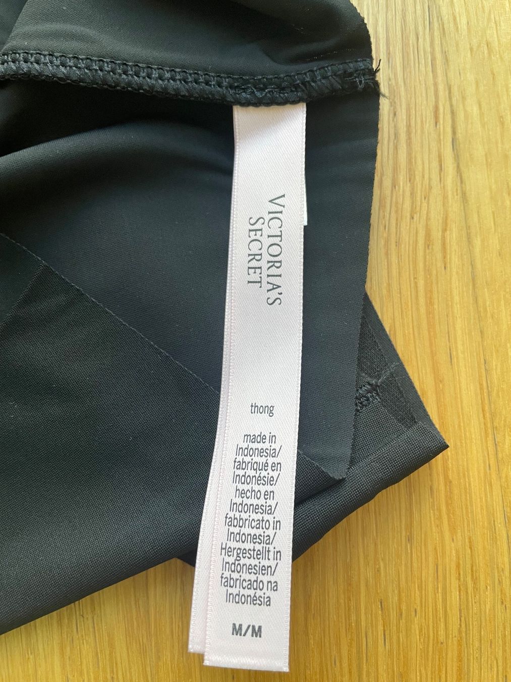 Victoria’s Secret No Show Thong M NEW (Neu und originalverpackt) in ...
