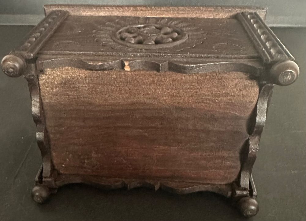 Mittelalterliche Misericord Reproduktion Handarbeit Grüner Mann