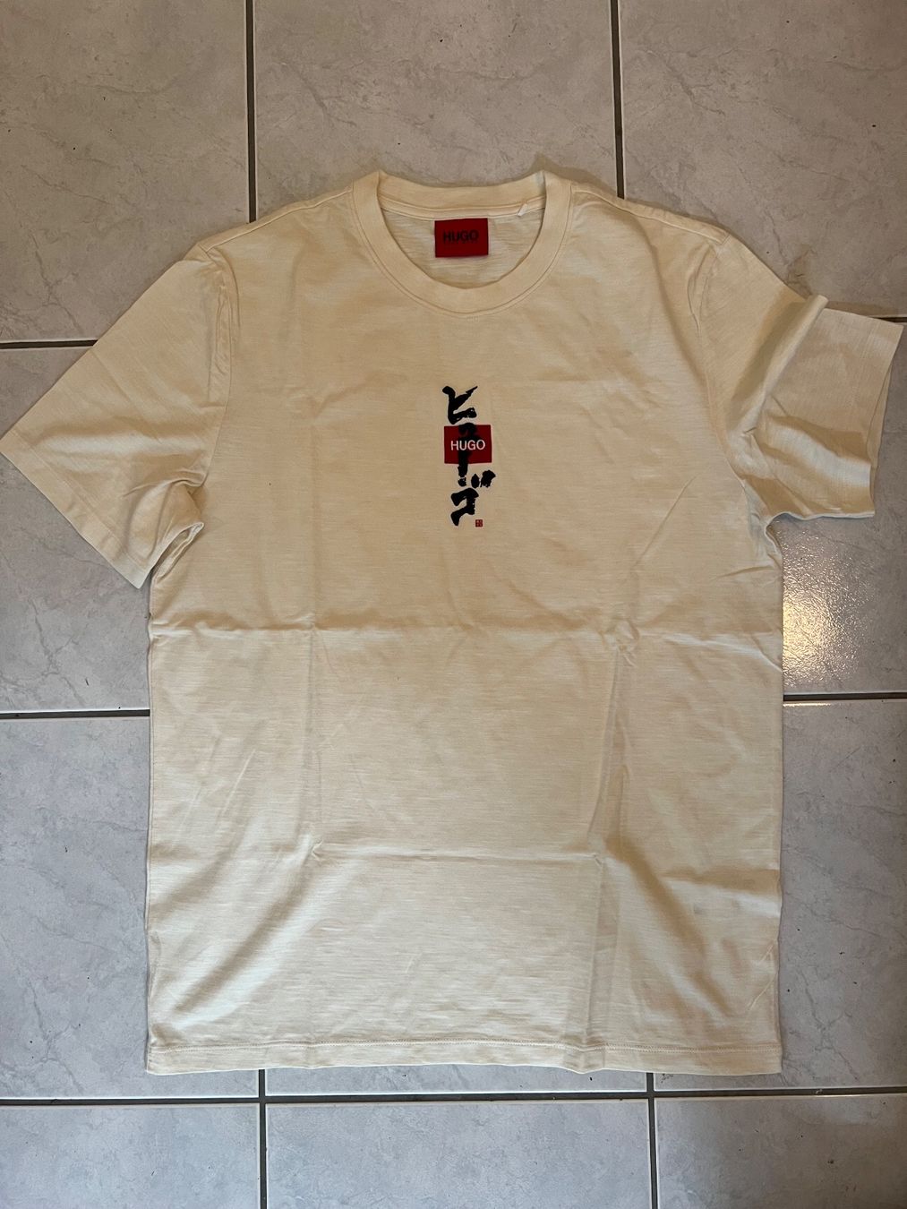 Hugo Boss T-Shirts: Hugo Boss T-Shirt – Gebraucht aus Basel von La.Bonne.affaire