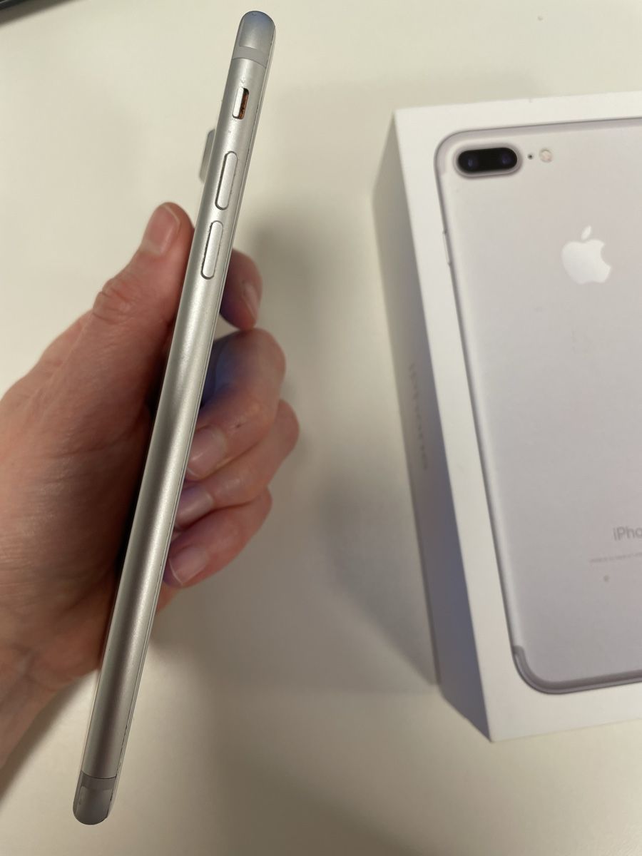 Apple Telefoni cellulari / Smartphones: Iphone, 128GB, silver, 7plus, einwandfrei – Nuovo (secondo la descrizione) da Rothrist venduto da ilodj 4