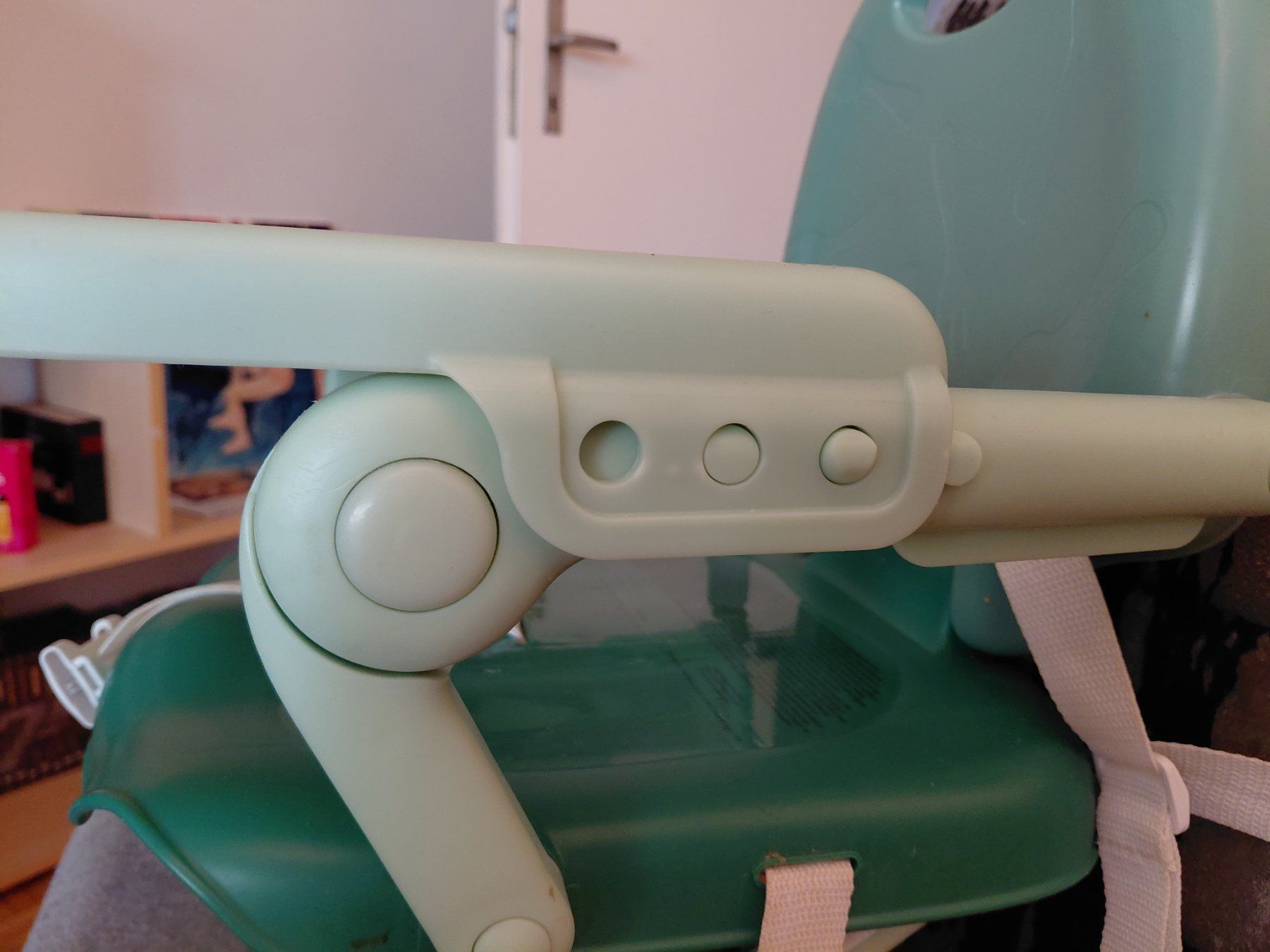 Stühle: Chicco Reise Kindersitz grün – Gebraucht aus Dietikon von Judi_J 1