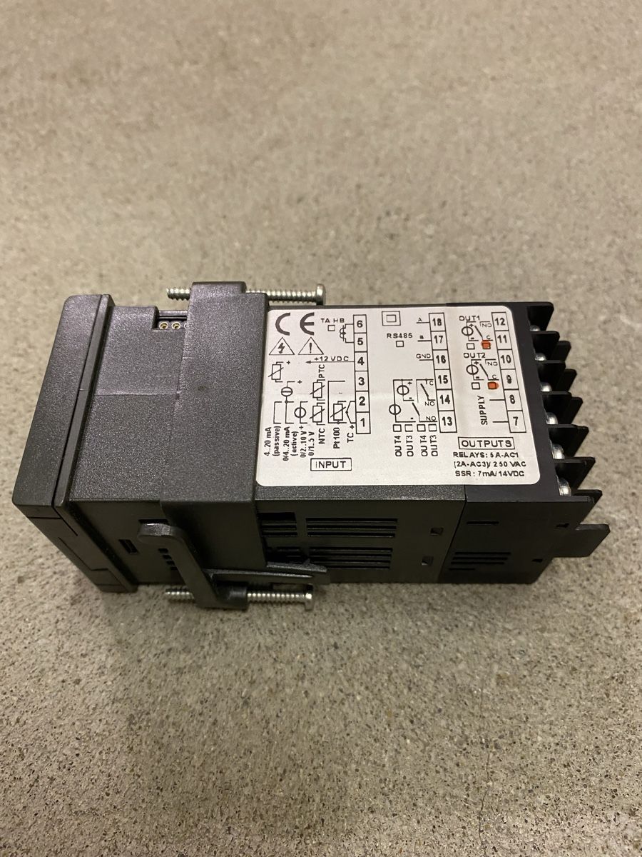 Autres articles pour la maison: Digitaler Temperatur Regler – Neuf avec emballage d'origine à Bütschwil par Amazing_target 3
